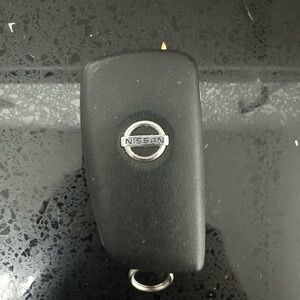 2014 - 22 NISSAN ROGUE FLIP KEY REMOTE FOB FCC: CWTWB1G767 3-BUTTON